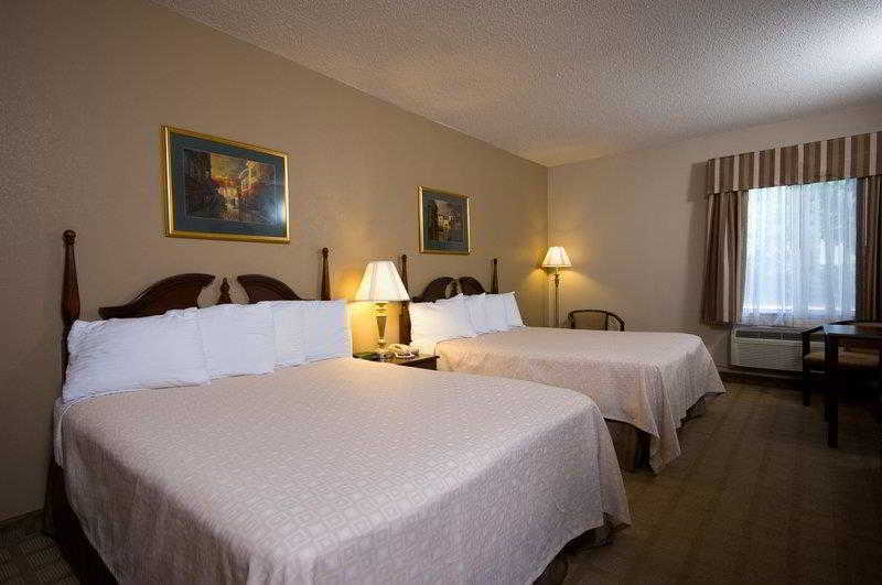 Best Western Plus Russellville Hotel & Suites Номер фото